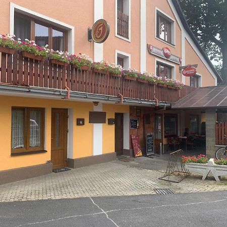 Maly Byt 1+1 Karlsbad Exteriör bild